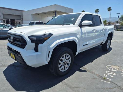 Ice Cap 2025 Toyota Tacoma SR5