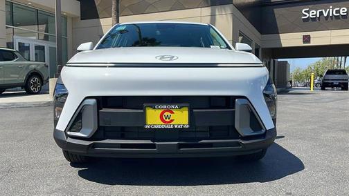 2025 Hyundai KONA SE