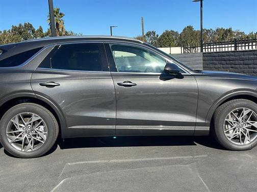 2025 Genesis GV70 2.5T AWD