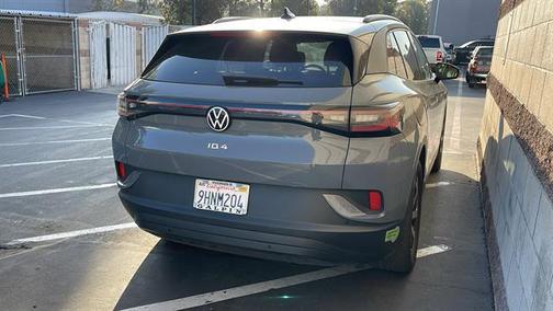 2023 Volkswagen ID.4 Pro