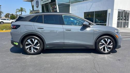 2023 Volkswagen ID.4 Pro