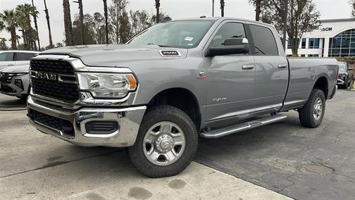 2022 RAM 2500 Big Horn Crew Cab 4x4 8' Box