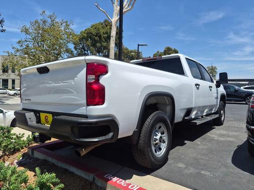 Summit White 2021 Chevrolet Silverado 3500 WT