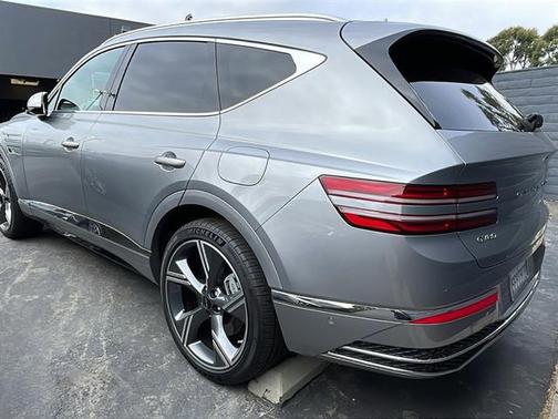 2025 Genesis GV80 2.5T