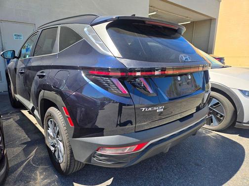 Deep Sea 2022 Hyundai TUCSON Hybrid Blue