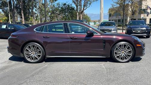 2022 Porsche Panamera Platinum Edition