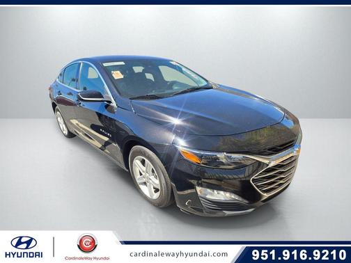 Mosaic Black Metallic 2024 Chevrolet Malibu FWD 1LT