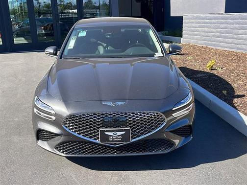 2025 Genesis G70 2.5T RWD