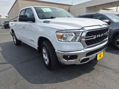 Bright White Clearcoat 2022 RAM 1500 Big Horn/Lone Star