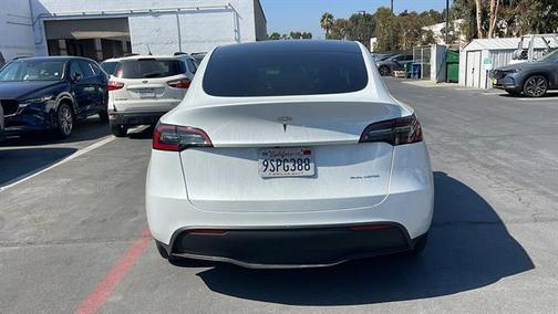 2023 Tesla Model Y Long Range Dual Motor All-Wheel Drive