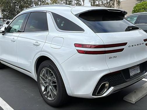 2025 Genesis GV70 2.5T AWD
