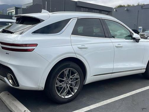 2025 Genesis GV70 2.5T AWD