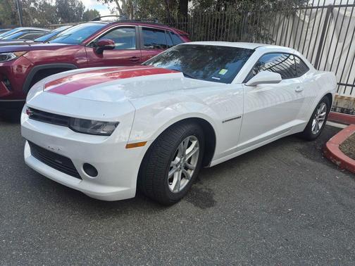 Summit White 2015 Chevrolet Camaro 1LT