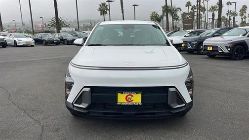 2025 Hyundai KONA SE