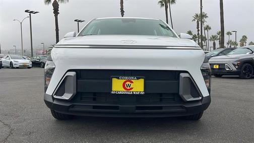 2025 Hyundai KONA SE