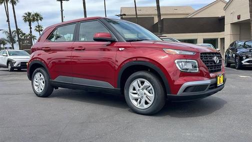 2025 Hyundai VENUE SE