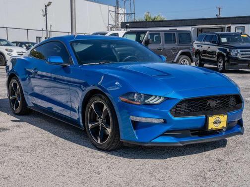 2020 Ford Mustang EcoBoost