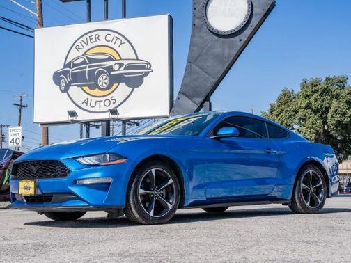2020 Ford Mustang EcoBoost