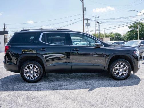 2020 GMC Acadia SLT