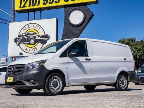2021 Mercedes-Benz Metris Base