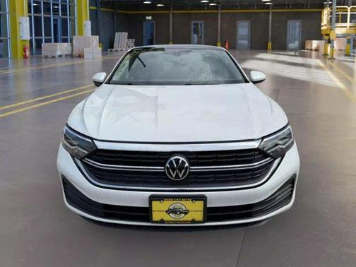 2023 Volkswagen Jetta 1.5T SE