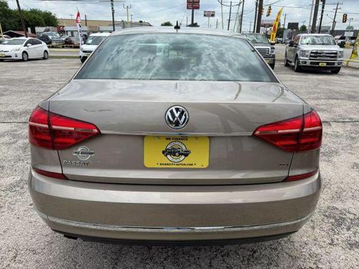 2016 Volkswagen Passat 1.8T S