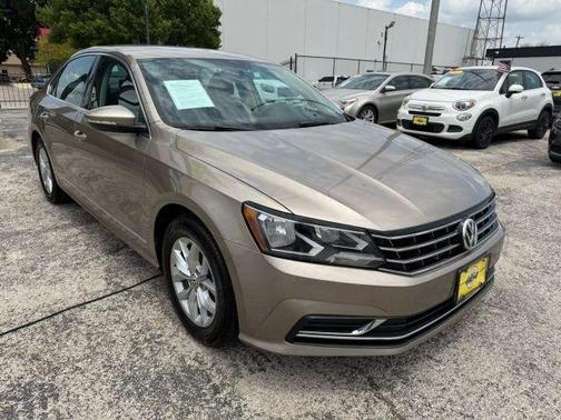2016 Volkswagen Passat 1.8T S