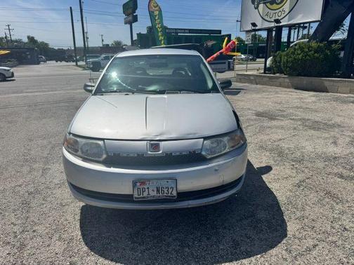2004 Saturn Ion 1
