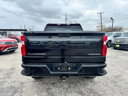 2021 Chevrolet Silverado 1500 Custom