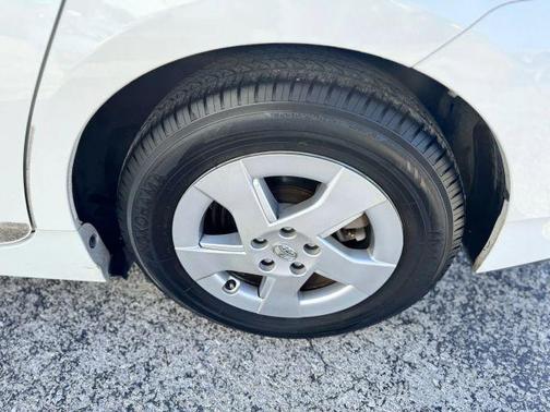 2010 Toyota Prius III