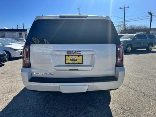 2016 GMC Yukon XL SLT