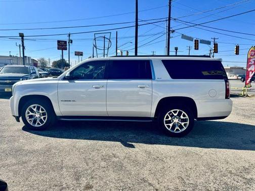 2016 GMC Yukon XL SLT