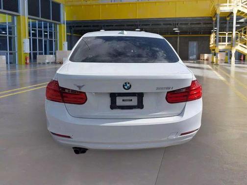2015 BMW 328 i
