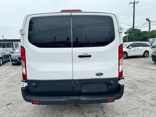 2016 Ford Transit-350 XL