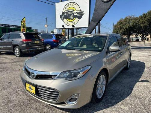 2013 Toyota Avalon XLE