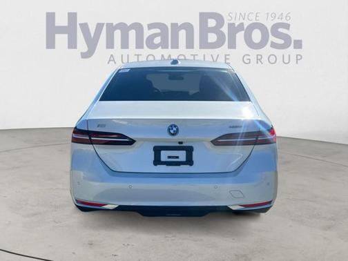 2024 BMW i5 eDrive40