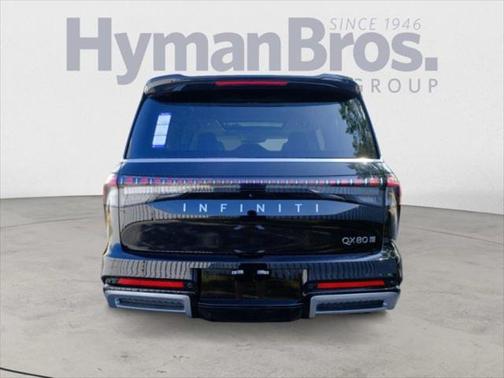 2025 INFINITI QX80 Luxe