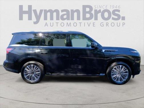 2025 INFINITI QX80 SENSORY AWD