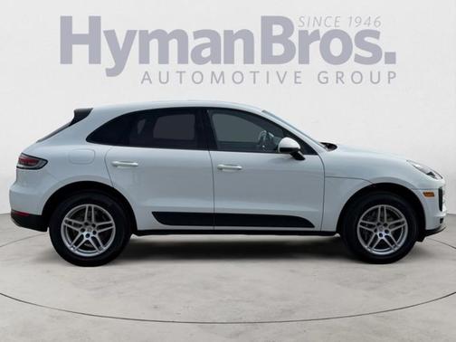 2021 Porsche Macan AWD