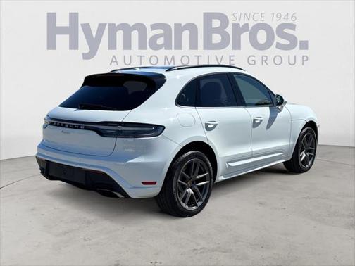 2023 Porsche Macan Base