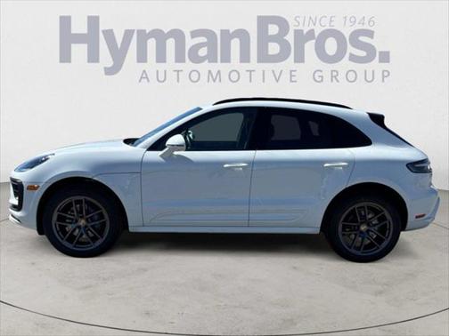 2023 Porsche Macan Base