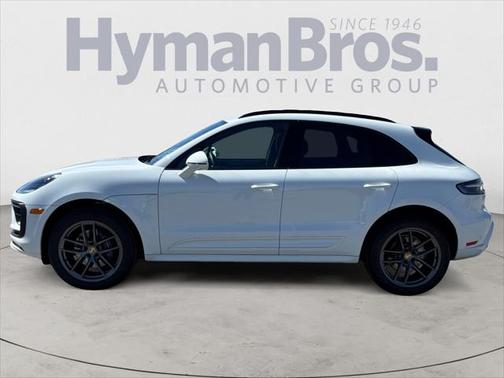 2023 Porsche Macan Base