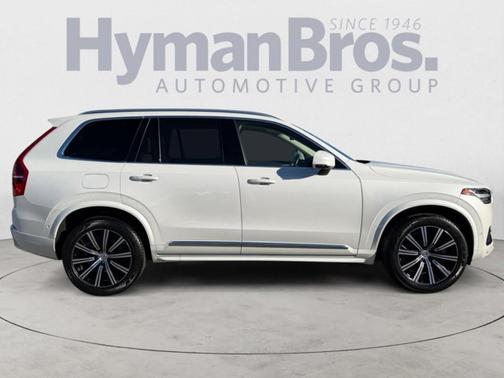 2024 Volvo XC90 B5 Plus Bright Theme