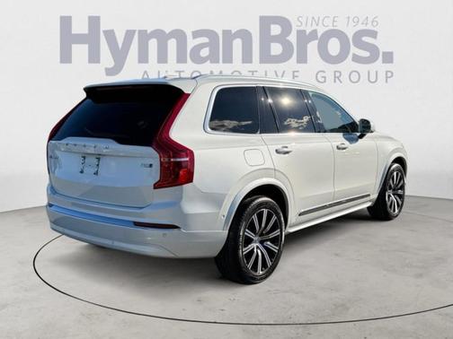 2024 Volvo XC90 B5 Plus Bright Theme