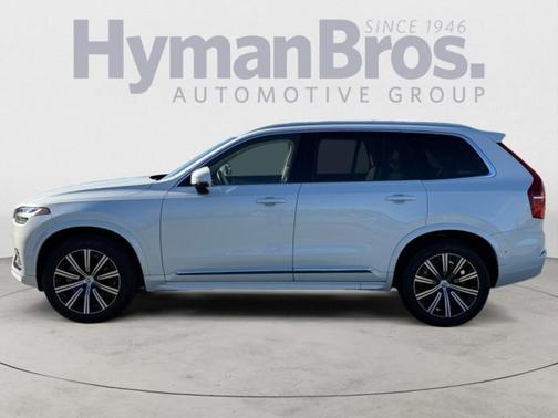 2024 Volvo XC90 B5 Plus Bright Theme