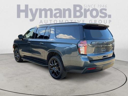 2021 Chevrolet Suburban RST