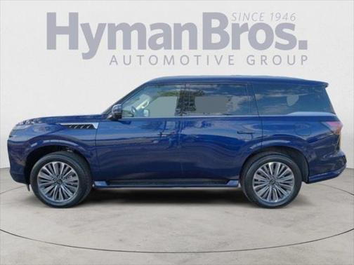 2025 INFINITI QX80 Luxe