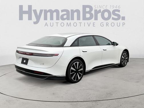 Stellar White Metallic 2024 Lucid Air Pure