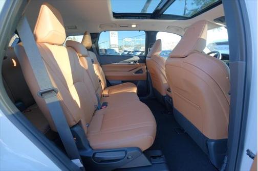 2025 INFINITI QX60 SENSORY