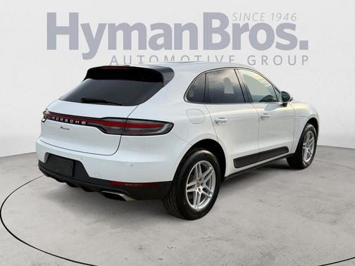 2021 Porsche Macan AWD